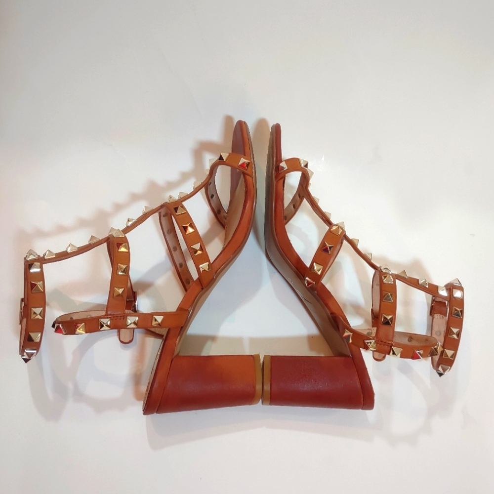 Exe Leather Sporting Metallic Stud Accents Sandals. Size EU 40